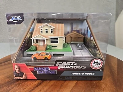 Jada Toys Fast & Furious Nano Hollywood Rides Dom Toretto's House Display - Image 1 of 4