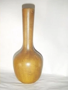 VASE 7" CERAMIC, 1968, SEMI GLOSS WOOD GRAIN EXTERIOR, GREEN HIGH GLOSS INTERIOR - Picture 1 of 10