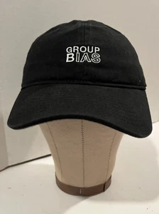 Mütze "Group Bias" schwarz Erwachsene Unisex verstellbar, ungetragen sauber - Bild 1 von 7