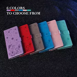 Custodia in pelle PU per iPhone nuova goffratura 3D gatto e api cartone animato animali flip cover - Foto 1 di 16