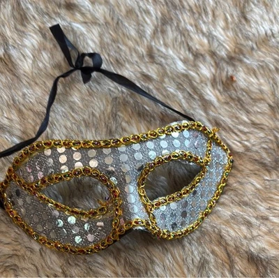 Sequin Silver Party Mask Harlequin Mummer - Image 1 of 3
