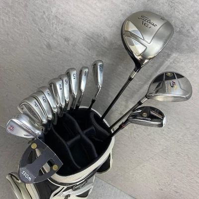 Titleist & TaylorMade Set di mazze da golf 13 pezzi driver FW UT ferri zeppa putter + borsa - Immagine 1 di 4