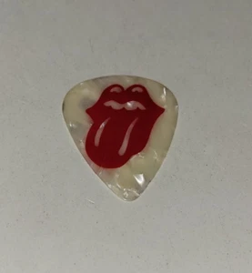2006 ROLLING STONES Rare GUITAR PICK from BONUS CARD PACK INSERT WhosOnTour #1P - Bild 1 von 5