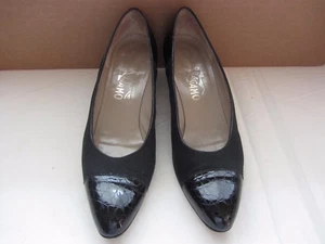 Zapatos de salón clásicos Salvatore Ferragamo para mujer talla 8 AAA - Imagen 1 de 6