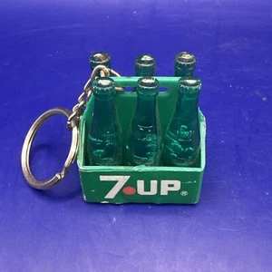 Vintage 7 UP Soda 6 pk Bottles Advertising Mini Plastic Keychain - Picture 1 of 9
