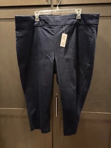 Croft & Barrow Plus Size Navy Capris NWT Size 20 - Picture 1 of 2