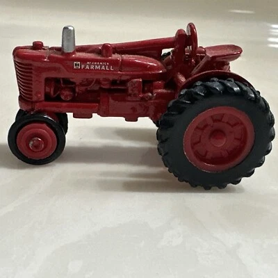 New York 1/64th Scale Case IH Farmall Super H Tractor #28 State Series - Image 1 of 4
