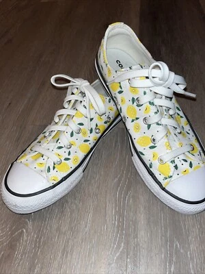 匡威 Converse Chuck Taylor All Star 4 码鞋柠檬印花黄色运动鞋二手状况完好 — 第 1/4 张图片