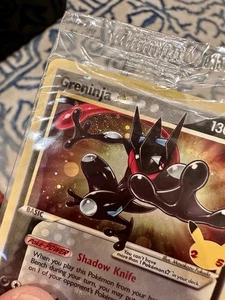 *COMO NUEVO* Greninja Gold Star SWSH144 Celebraciones Promo SELLADO ✨ REMOLINO MANUAL ✨ - Imagen 1 de 4