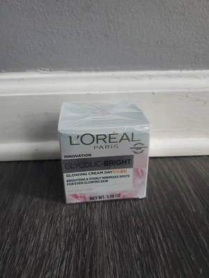 L'Oreal Paris Glycolic Bright Glowing Day Cream with SPF17 50 ml NEW Sealed - Image 1 of 4