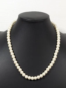 Retro White Glass Faux Pearl Beaded Necklaace Bridal Wedding 21 in - Picture 1 of 8