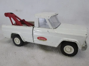 Vintage 1960's - 70's Mini Tonka white Jeep Wrecker Tow Truck - Picture 1 of 7