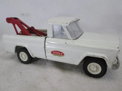 Vintage 1960's - 70's Mini Tonka white Jeep Wrecker Tow Truck - Image 1 of 4