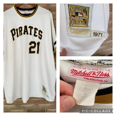 100% Authentic Mitchell & Ness 1971 Pirates Roberto Clemente Jersey Size 4XL USA - Image 1 of 4
