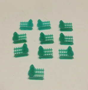 Konvolut  Margarinefiguren ca.10 kleine Zäune mit Busch   ECW - Vintage  - Picture 1 of 1