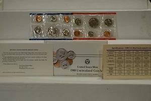 FOUR 1988 United States Mint Sets - Picture 1 of 5