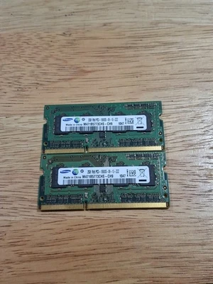 Samsung 2GB DIMM 1333 MHz PC3-10600 SDRAM Memory (M471B5773CHSCH9) - Image 1 of 2