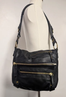 Bolso de Mano ORYANY Cuero Negro Cubo, 11" H x 13" W x 4" Foto 1 de 4