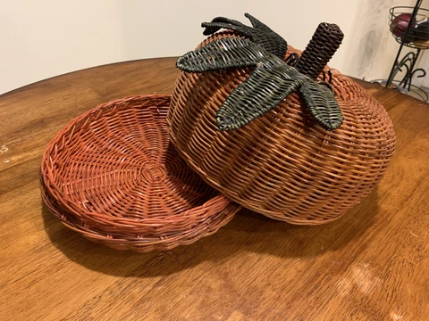 Vintage Pumpkin Wicker Pie Keeper Basket Fall Autumn Thanksgiving Cover