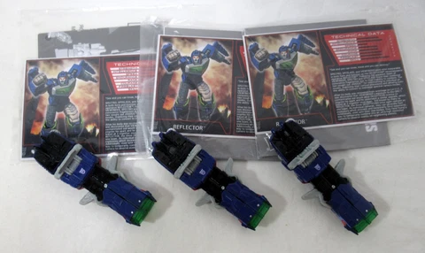 Hasbro Transformers Botcon Legends Reflector x3 Lot Cover