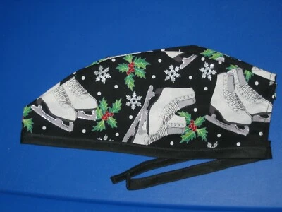 Sombreros exfoliantes quirúrgicos gorras Navidad patines de hielo y acebo Foto 1 de 2