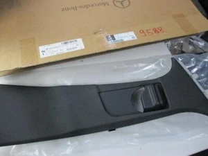 Mercedes Benz Original VERKLEIDUNG B-Säule oben re A20569080039F93 - Bild 1 von 4