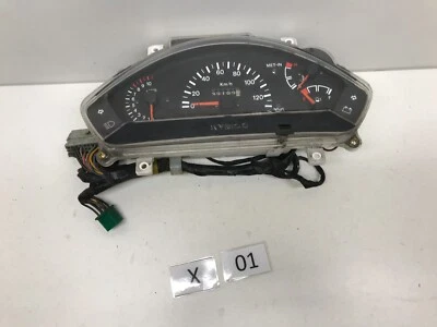 STRUMENTAZIONE CONTACHILOMETRI SCOOTER kymco DINK 150 anno 1998 - Immagine 1 di 3