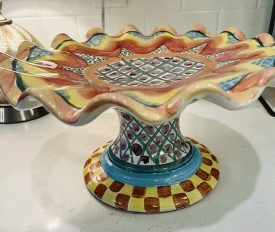 Pedestal Mackenzie Taylor Odd Fellows estriado para pasteles niños de 12" de diámetro Foto 1 de 4