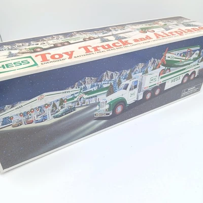 Camión de juguete y avión Hess 2002 coleccionable de vacaciones nuevo en caja luces motorizadas Foto 1 de 4