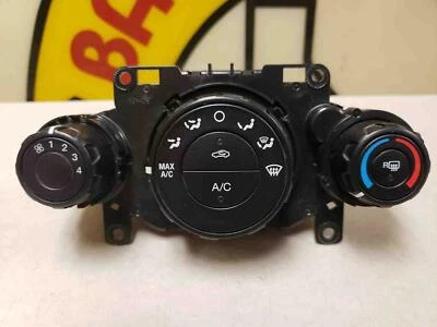 CONTROLE AQUECEDOR A/C FORD FIESTA 2014 2015 2016 2017 2018 2019 ID DA PEÇA D2BT19980AE - Imagem 1 de 4