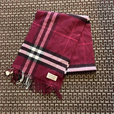Bufanda de cachemir Burberry para hombre a cuadros Nova hecha en Escocia Borgoña 12" x 65" Foto 1 de 4