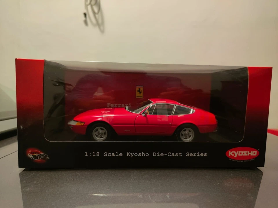 Kyosho Ferrari 365GTB/4 Daytona 1969  Ref.08161R scala 1:18 - Immagine 1 di 4