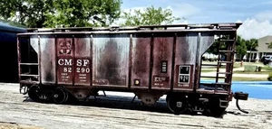 CUSTOM WEATHERED ATLAS Cat Mountain & Santa Fe 2 Bay Covered Hopper HO - Picture 1 of 9