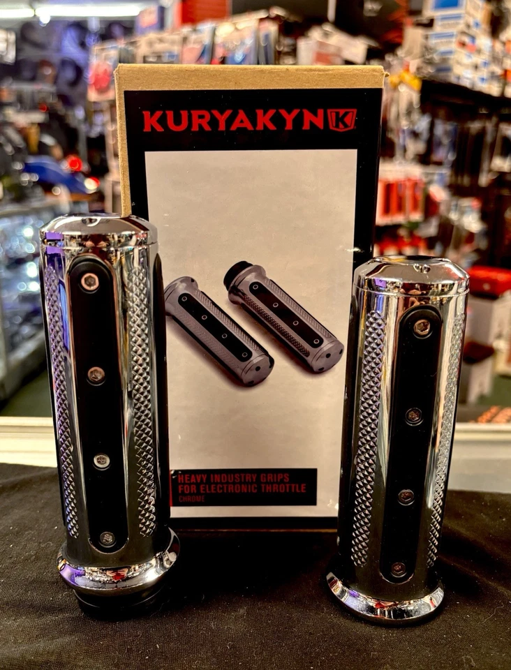 Empuñaduras industriales pesadas Kuryakyn - negras y cromadas 6122 TBW Foto 1 de 1