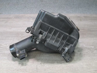 09-20 Nissan Z34 370Z caixa de filtro limpador de entrada de ar direita com sensor MAF FABRICANTE DE EQUIPAMENTO ORIGINAL - Imagem 1 de 4
