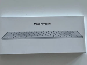 Klawiatura Apple Magic 2. generacji A2450 - Zdjęcie 1 z 3