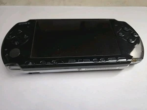 PSP-3000 - Picture 1 of 6