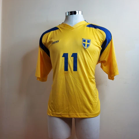 SWEDEN NATIONAL TEAM HOME FOOTBALL SHIRT 2006-2007-2008 HENRIK LARSSON #11 LARGE Cover