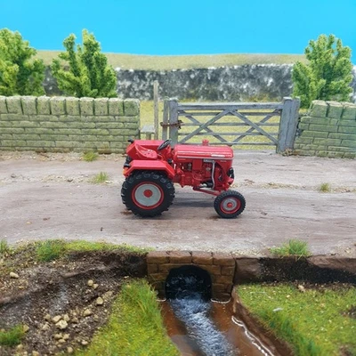 Tractor agrícola vintage de ferrocarril modelo escala 0 calibre O 1:43 NUEVO EN CAJA Foto 1 de 3