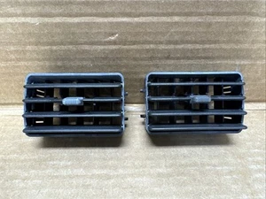 1992-1996 Ford F150 F250 F350 Bronco Dash Vents Heat AC Air Vents 92-96 Pair (2) - Picture 1 of 8