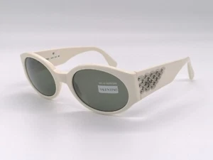 Authentic Valentino V682 Oval Sunglasses for Women Stock Eyewear 90s - Picture 1 of 9