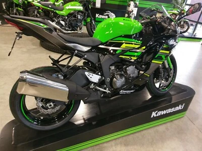 Support de plaque KAWASAKI ZX-6R de l'année  2019 à 2025 - Photo 1/4