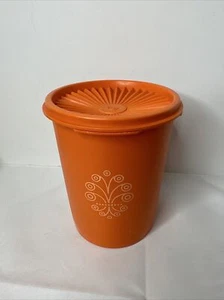 Vintage Tupperware Nesting Canister Harvest Orange 811-6 With Lid - Picture 1 of 11