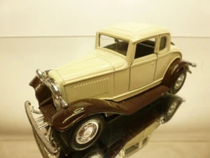 YATMING 8501 1932 FORD COUPE - CREAM BROWN 1:48 - VERY GOOD CONDITION - 77 - Picture 1 of 7