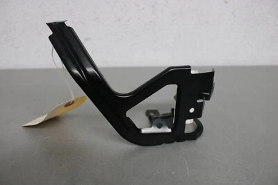 BMW 535I 2011 2016 guardabarros soporte lateral derecho delantero Foto 1 de 4