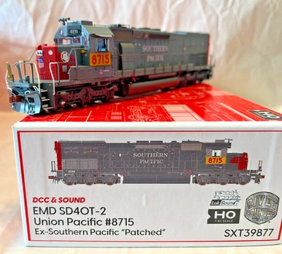 ScaleTrains HO Scale Union Pacific ex SP Patched #8715 SD40T-2 DCC & Sound - Image 1 of 4