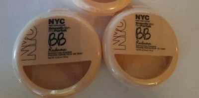 2 NYC SMOOTH Skin Fini PARFAIT BB Radiance Perfecting Face Powder 002 Warm Beige - Image 1 of 4