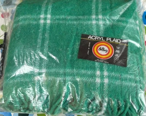 BLANKET Green Collins Acrylic Plaid Blanket Fringed Made In Italy 50”x 62” BNIP - Picture 1 of 4