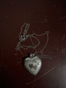 silver heart locket .925 great condition