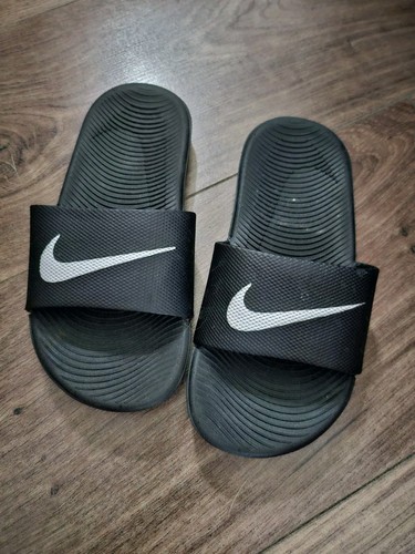 Nike Sliders Bambino 11.5 Unisex Bianco e Nero